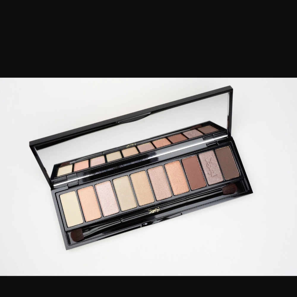 Yves Saint Laurent Couture Variation Eye Shadow Palette. NIB.